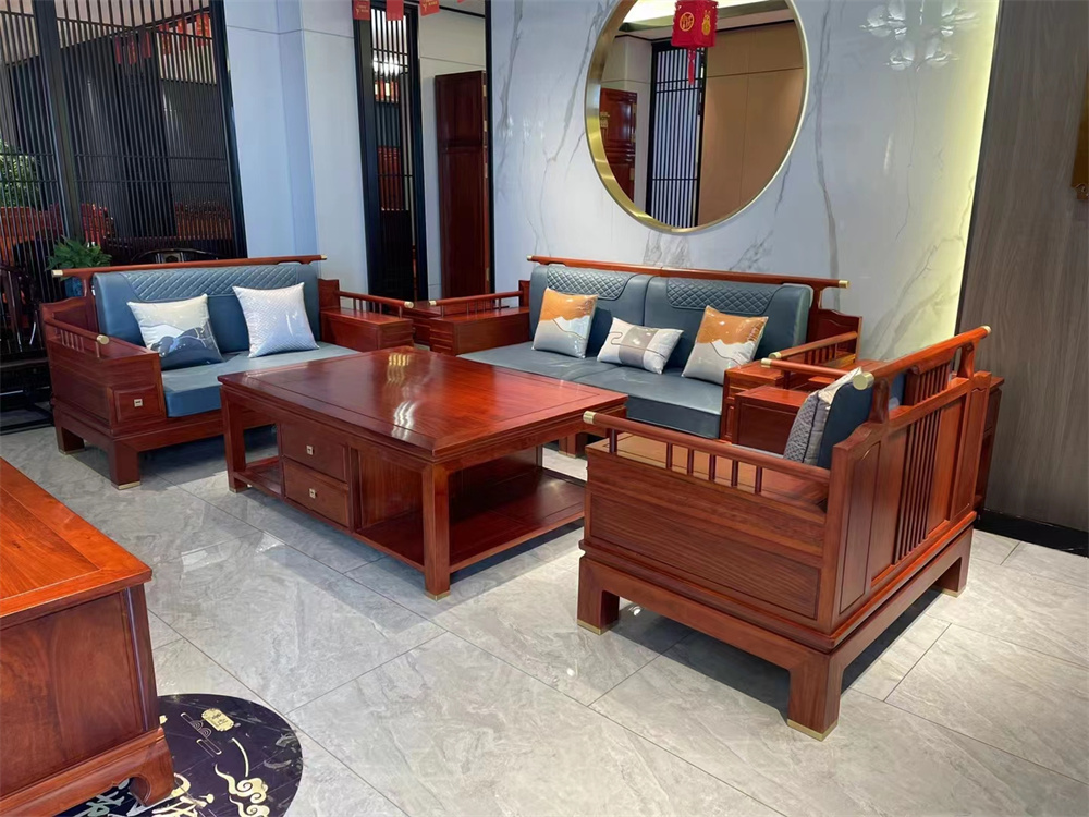 簡(jiǎn)愛(ài)沙發(fā)